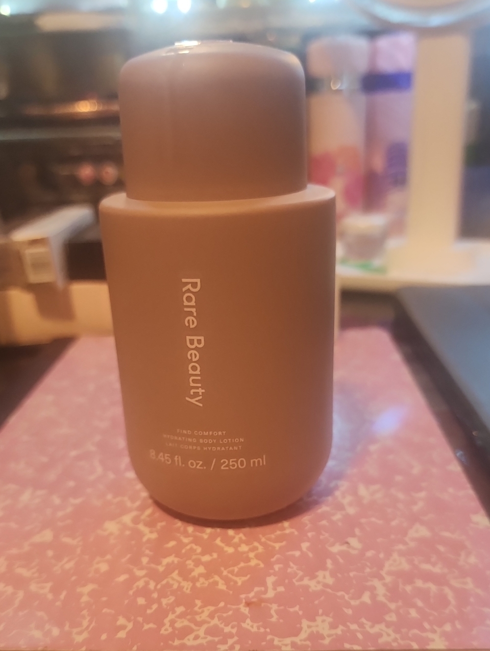 Rare Beauty Hydrating Body Lotion - Nude